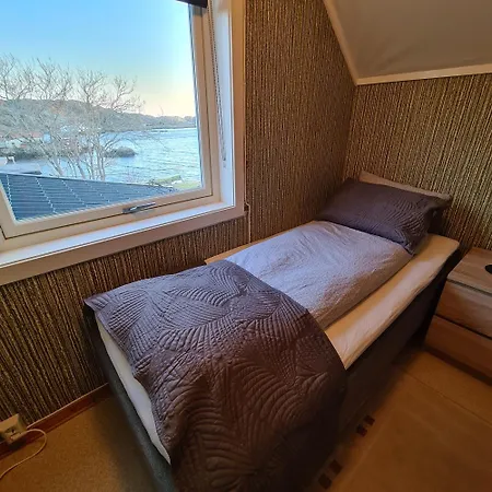 Skipperhuset Holiday home Sund (Nordland)